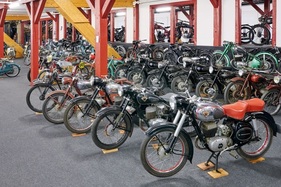 PS.Speicher Einbeck: Das Motorrad-Depot fokussiert auf deutsche Serienfertigungen bis 1980, zeigt aber auch importierte Zweiräder.