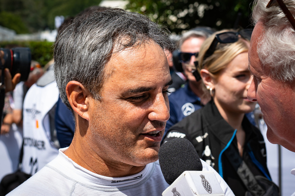 Pablo Montoya gibt ein Interview - 31. Goodwood Festival of Speed 2024