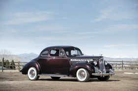 Packard 110 Club Coupe Custom (1940) - als Lot 285 an der RM/Sotheby's Online Only Open Roads Versteigerung vom 21. bis 29. April 2021