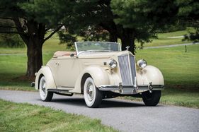 Packard 120-B Convertible Coupe (1936) - angeboten als Lot 378 an der RM/Sotheby's Versteigerung in Hershey am 10./11. Oktober 2019