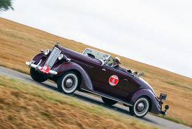 Packard 120 Six (1937) an der RAID Suisse-Paris 2016
