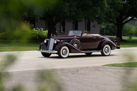 Packard 1507 Twelve Coupe Roadster (1937) - als Lot 143 an der RM/Sotheby’s Hershey Versteigerung 2024