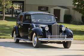 Packard 1807 Custom Super Eight One-Eighty All-Weather Cabriolet by Rollson (1940) - als Lot 288 an der RM Sotheby's Hershey Versteigerung 2025