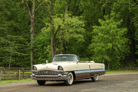Packard Caribbean Convertible (1956) - als Lot 165 an der RM Sotheby's Hershey Versteigerung 2025
