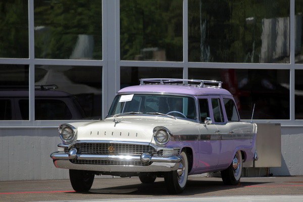 Packard Clipper Country Sedan Station Wagon (1957) - als Lot 20 an der Versteigerung der Oldtimer Galerie auf dem Dolder am 16. Juni 2018