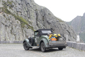 Packard Convertible (1934) - an der Rallye Peking-Paris 2013 - Sonderprüfung Tremola Tag 31