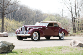 Packard Custom Super Eight One Eighty Convertible Sedan Darrin (1940) - als Lot 138 an der RM Auction Motor City vom 26. Juli 2014