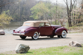 Packard Custom Super Eight One Eighty Convertible Sedan Darrin (1940) - als Lot 138 an der RM Auction Motor City vom 26. Juli 2014