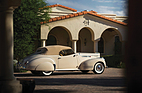 Packard Custom Super Eight One Eighty Convertible Victoria Darrin (1941) - angeboten als Lot 396 an der RM/Sotheby's Versteigerung in Hershey am 11./12. Oktober 2018