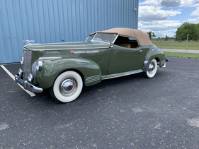 Packard Darrin One-Eighty Convertible Victoria (1941) - als Lot 250 angeboten an der RM Online Only Shift Monterey Versteigerung vom 14. und 15. August 2020