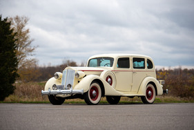 Packard Eight Sedan (1936) - als Lot 2002 an der RM Open Roads Fall 2020 Online-Versteigerung Packard Eight Sedan (1936) - als Lot 2002 an der RM Open Roads Fall 2020 Online-Versteigerung