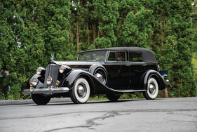 Packard Super Eight Convertible Sedan (1937) - angeboten als Lot 461 an der RM/Sotheby's Versteigerung in Hershey am 10./11. Oktober 2019