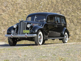 Packard Super Eight Hearse (1939) - als Lot 107 an der Bonhams Scottsdale Versteigerung am 16. Januar 2020