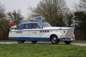Packard Super Eight "Yacht" Chapron (1937) – angeboten als Lot Nr. 33 bei der Artcurial-Versteigerung in Paris am 7. und 8. Februar 2025
