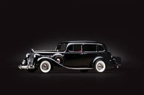 Packard Touring Sedan Custom (1937) - als Lot 164 an der RM Auction Sam Pack am 14./15. November 2014