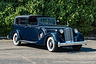 Bild: Packard Twelve All-Weather Town Car (1936) - als Lot 389 angeboten an der RM/Sotheby's Hershey Versteigerung vom 5./6. Oktober 2022