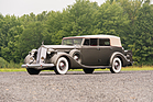 Packard Twelve Convertible Sedan (1937) - als Lot 156 an der RM/Sotheby's Hershey Versteigerung vom 6./7. Oktober 2016