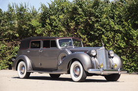 Packard Twelve Convertible Sedan (1939) - als Lot 248 an der RM/Sotheby's Hershey Versteigerung vom 6./7. Oktober 2016