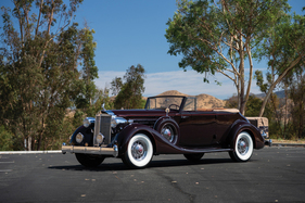 Packard Twelve Convertible Victoria (1935) - angeboten als Lot 435 an der RM/Sotheby's Versteigerung in Hershey am 10./11. Oktober 2019