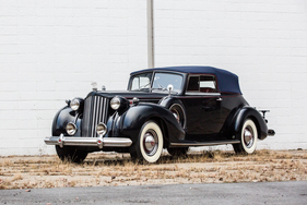 Packard Twelve Convertible Victoria (1939) - als Lot 142 angeboten von RM/Sotheby's in Arizona am 28./29. Januar 2016