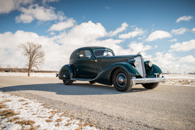 Packard Twelve Le Baron Sport Coupé (1934) – Verspielte Details machen den Unterschied zum Mercdes-Benz 540 K Autobahnkurier aus