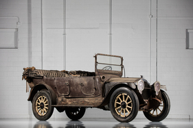 Packard Twin Six 1-35 7-Passenger Touring (1915) - verkauft als Lot 017 an der Gooding & Co Versteigerung von Amelia Island am 8. März 2019