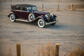 Packard Twin Six Individual Custom Convertible Sedan Dietrich (1932) - angeboten als Lot 409 an der RM/Sotheby's Versteigerung in Hershey am 11./12. Oktober 2018