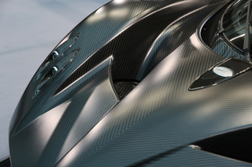 Pagani Huayra R (2021) - Scheinwerfer in der Kohlefaser-Karosserie eingebettet - 42. Auto e Moto d'Epoca 2025