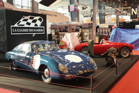 Panhard  (1960) - Wettbewerbsfahrzeug bei einem Händler - Rétromobile 2015