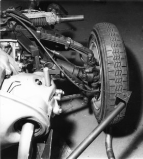 Panhard CD (1962) - Blick auf die Vorderradaufhängung des Le-Mans-Autos für 1962