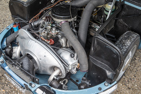 Panhard CD (1964) - fortschrittlicher Motorenbau konzentriert auf zwei Zylinder in Boxeranordnung