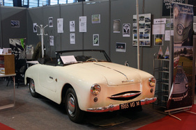 Panhard Dyna Junior (1955) - auf dem Clubstand - Rétromobile Paris 2014