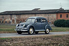Panhard Dyna Type X86 Saloon (1951) - Lot 109 an der Bonhams Versteigerung "Les Grandes Marques du Monde à Paris" am 1. Februar 2024