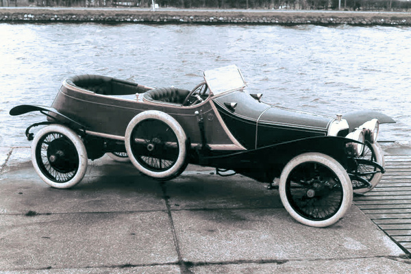 Bild Panhard Levassor Skiff-Torpedo (1912) - einer der ältesten Teilnehmer - Teilnehmer am Concours d'Etat Chantilly 2016