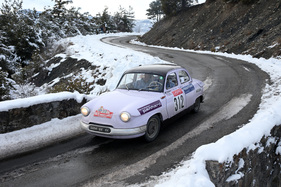 Panhard PL 17 (1960) an der Rallye Monte Carlo Historique 2015 (1960)