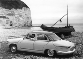 Panhard PL 17 (1961) - Strandszenen waren beliebte Motive bei Panhard