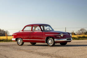 Panhard PL 17 Sedan (1961) - als Lot 12 an der Bonhams Scottsdale Versteigerung am 25. Januar 2024