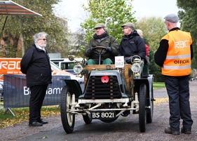 Panhard et Levassor Tonneau (1901) - at the Bonhams London to Brighton Veteran Car Run 2014