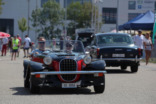 Panther Retro-Sportwagen bei der Abreise - 3. Youngtimer- und Classictreffen Pratteln am 15. Juli 2018