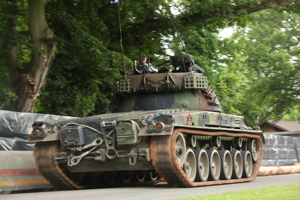 Panzer 68/88 aus dem Jahr 1971 - insgesamt wurden 170 Exemplare gebaut - Militär-Corso am GP Brugger Schachen 2015