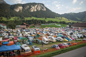 Paradies für Käferfreunde - Treffen der luftgekühlten Volkswagen in Château-d'Oex 2017 Paradies für Käferfreunde - Treffen der luftgekühlten Volkswagen in Château-d'Oex 2017
