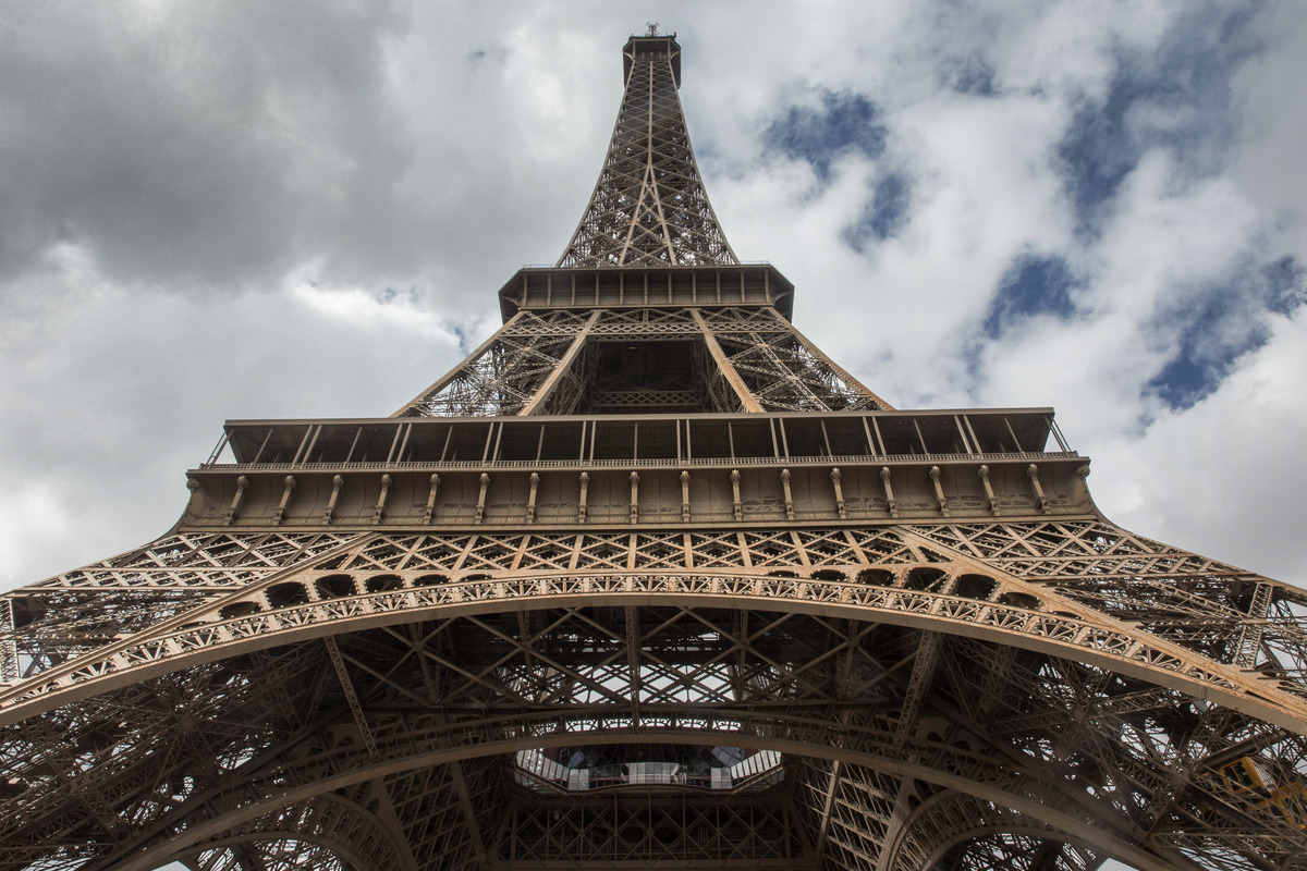 Paris besitzt mit Abstand den schönsten Turm der Welt, ...