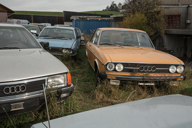 Park- oder Schrottplatz Kirchberg 2024 - ein weiteres Audi 100 Coupé