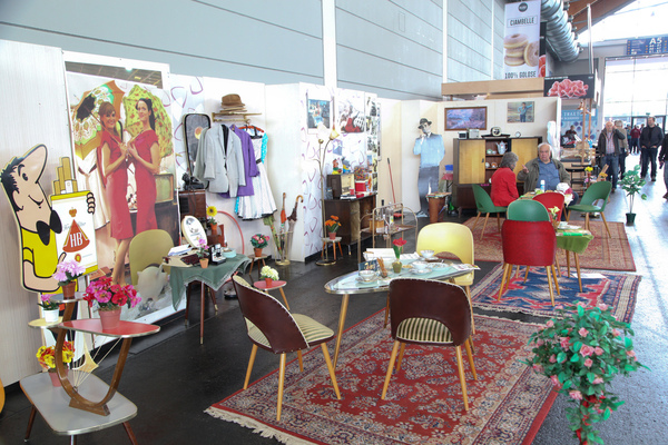 Passende Wohnungseinrichtungen zum alten Auto? - Motorworld Classics Bodensee 2019