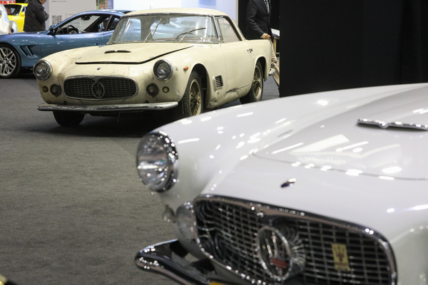 Bild Patina und wie neu - zweimal Maserati 3500 GT bei Touring Superleggera – Rétromobile Paris 2025
