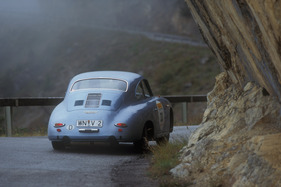 Paul Ernst Strähle auf Porsche 356 Carrera von 1957 Paul Ernst Strähle auf Porsche 356 Carrera von 1957