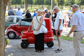 Peel P50 (1963) - Platz für eine Person und auch das nur knapp - 20. ASC Classic-Gala Schwetzingen 2024