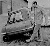 Bild: Peel P50 um 1980 - Kehrt marsch! Spitze 50 km--h, Verbrauch 3 Liter pro 100 km