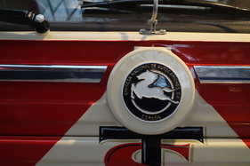 Pegaso Comet (1961-1977) 6.5L Hubraum - Zusammenarbeit von Enasa mit Leyland - Pegaso-Sonderschau in der Autoworld Brüssel (2018/2019)