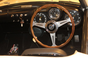 Pegaso Z 102 (1956) - Blick auf das Cockpit einer offenen Variante, angeboten vom einem spanischen Händler - an der Techno Classica Essen 2012